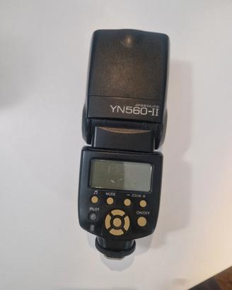 Flash Universale Yongnuo Speedlite YN560-II