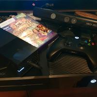 Console Xbox  + giochi e accessori