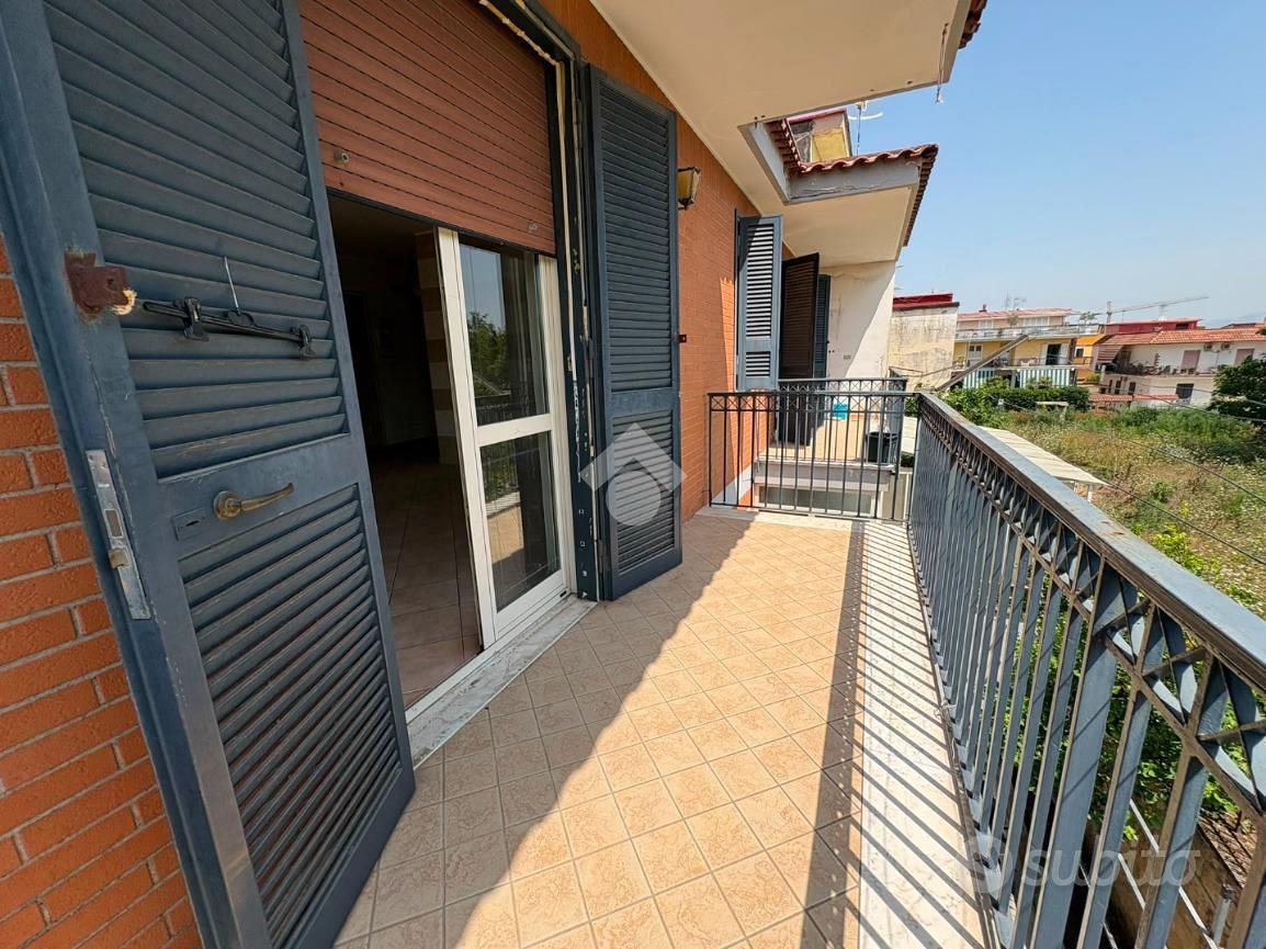 Apartment in Caivano, Parco Verde - Altro