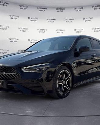 Mercedes-Benz CLA Shooting Brake 180 d AMG Li...