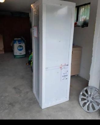 Frigo Electrolux nuovo imballato (no garanzia)