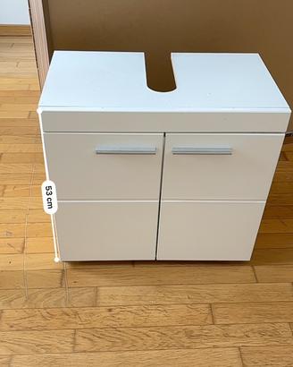MOBILE BAGNO