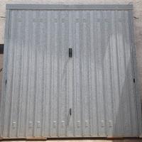 Porta basculante da autorimessa/magazzino