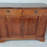 Madia credenza