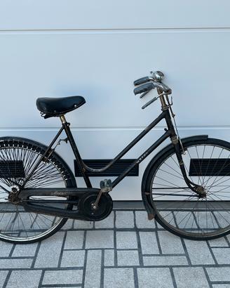 Bicicletta con freni a bacchetta