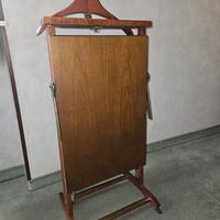 Appendiabiti e stira pantaloni vintage