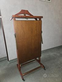 Appendiabiti e stira pantaloni vintage