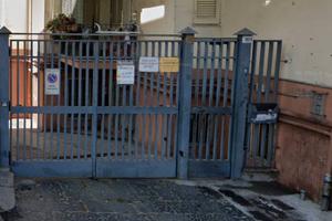 Cantinole/Deposito, varie metrature, Portici - Via