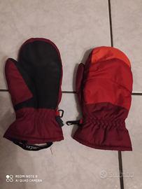 Tuta da sci con guanti 