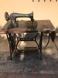 Macchina da cucire Singer  Antica
