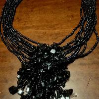 collana nera
