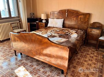Letto matrimoniale vintage