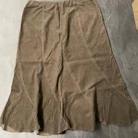 Gonna media longuette marrone cachi di velluto