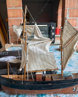 Nave da collezione