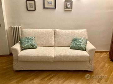 Divano 2 posti