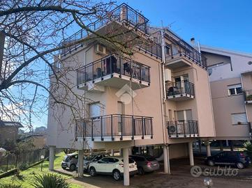 3 LOCALI A FABRICA DI ROMA