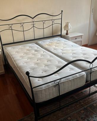 Letto matrimoniale in ferro