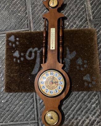 Orologio vintage da parete con barometro