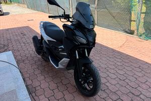 Aprila SR GT 125 km 10 mila