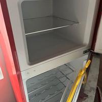 due frigoriferi e un congelatore