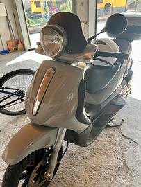 piaggio beverly 500