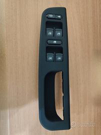 Pulsantiera alzavetri + maniglia VW Golf 4