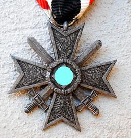 Croce tedesca epoca nazista MERITO DI GUERRA 1939