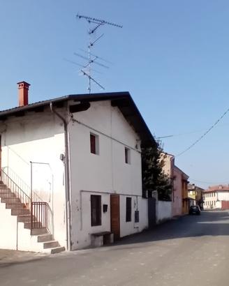 Oldenico/VC)casa indip. mq 100-2 boxs-corte sclus
