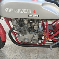 Suzuki racing