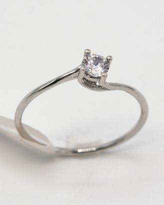 ANELLO ORO BIANCO 9 KT CON ZIRCONE E.238