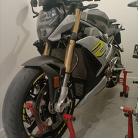 BMW s1000r