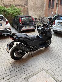 T Max 560