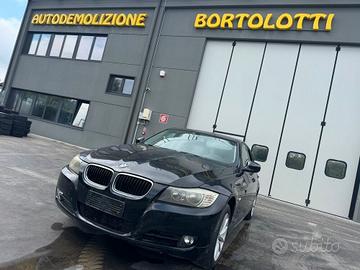 BMW 316D E91 per ricambi usati N47D20C