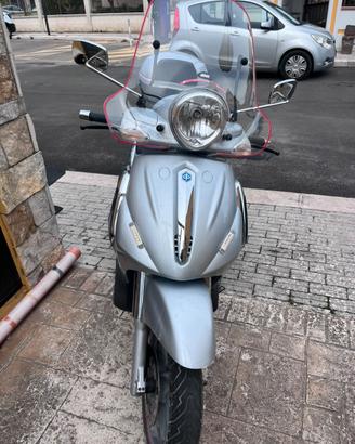 Piaggio Beverly 500