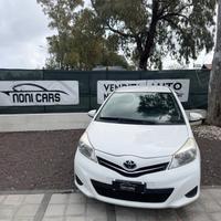 Toyota Yaris 1.4 D-4D 5 porte Lounge