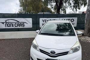 Toyota Yaris 1.4 D-4D 5 porte Lounge