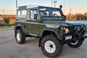 Land Rover Defender D90