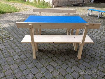 TAVOLI E PANCHE PER ESTERNO