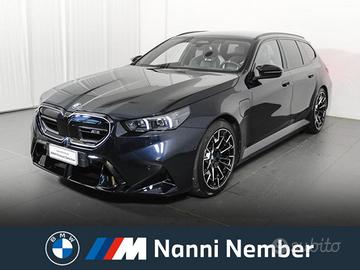 BMW M5 Touring 4.4 727cv auto