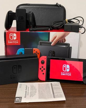 Nintendo Switch Completa + Accessori e Scatola
