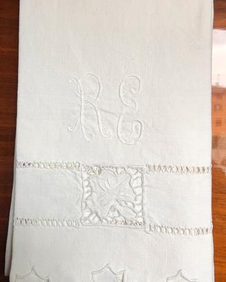 Asciugamano vintage in tela di canapa