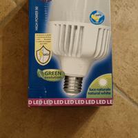 Lampada a LED  dura lamp 90 watt. (=445WATT)