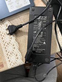 Caricatore monopattino