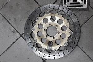 Disco freno anteriore usato yamaha tdr 125 anni 90