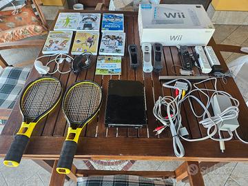 Nintendo Wii nera completa + giochi e accessori 