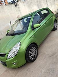 Auto Hyundai i20