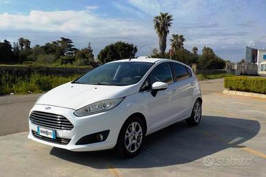 FORD Fiesta 1.5 TDCi 75CV 5 porte Titanium