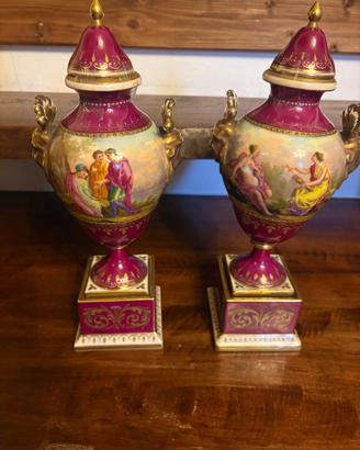 Coppia di Vasi ad Anfora Stile RoyalVienna fine800
