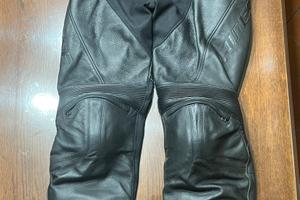 Pantaloni moto