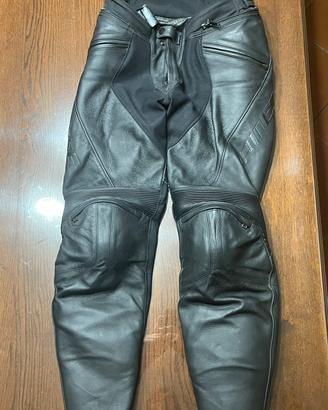 Pantaloni moto